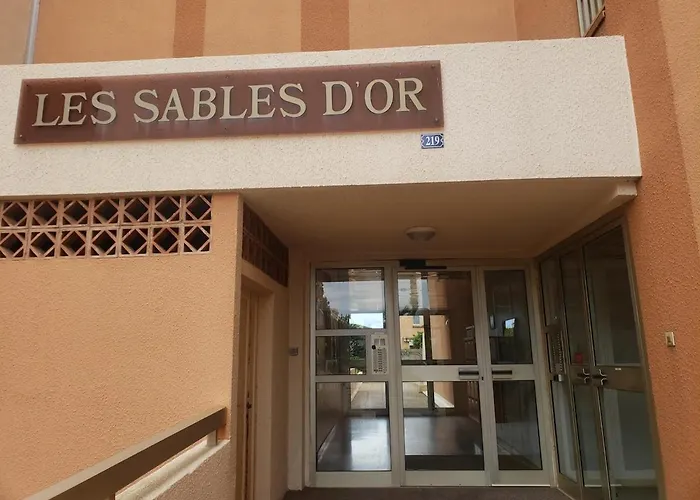 Petit Nid Au Lavandou