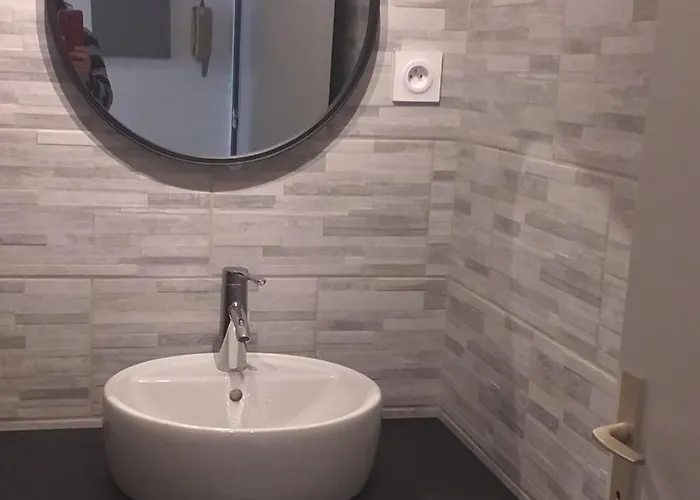 Lägenhet Petit Nid Au Lavandou